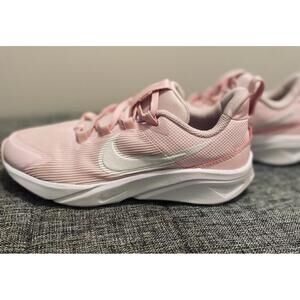 Nike Star Runner 04 Pink & White Size 2Y Sneakers DX7614-602